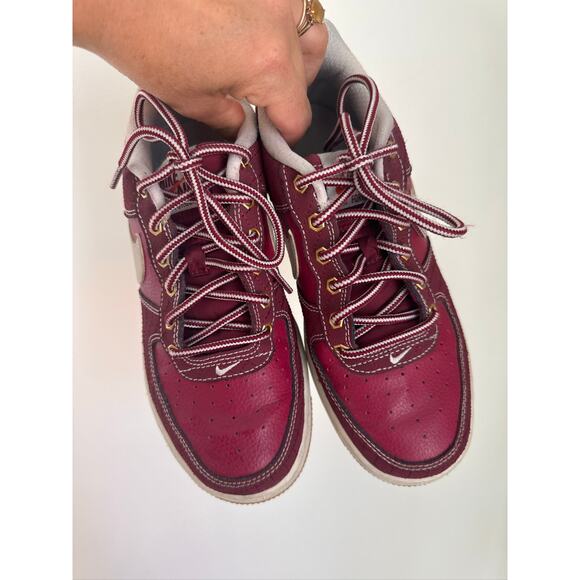 Nike Air Force 1 Low VINTAGE Classic Retro Sneakers in Red/White/Gold - Picture 2 of 7